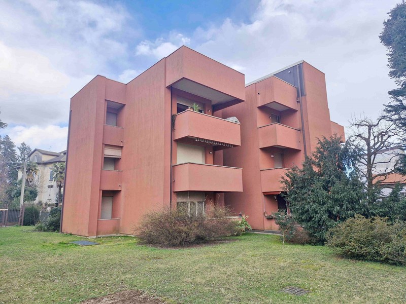 Trilocale in Vendita a Albizzate, 158'000&euro;, 102 m²