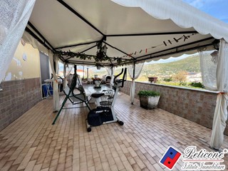 Appartamento in Vendita a Fondi, 155'000&euro;, 140 m²