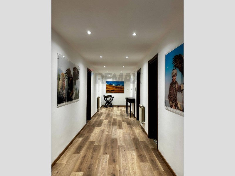 Appartamento in Vendita a Messina, 275'000&euro;, 192 m²