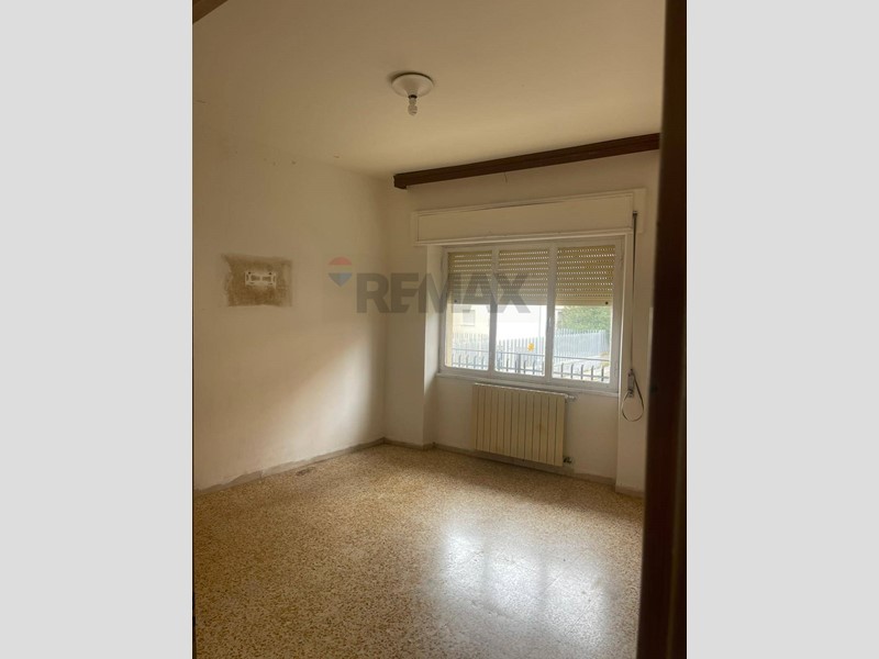 Trilocale in Vendita a Follonica, 200'000&euro;, 70 m²