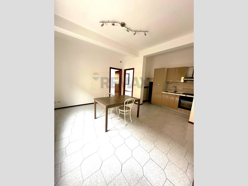Trilocale in Vendita a Galliate, 110'000&euro;, 77 m²
