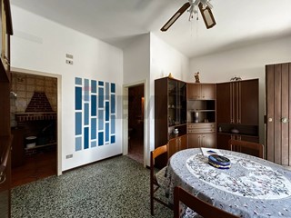 Appartamento in Vendita a Rodi Garganico, 89'500&euro;, 114 m²