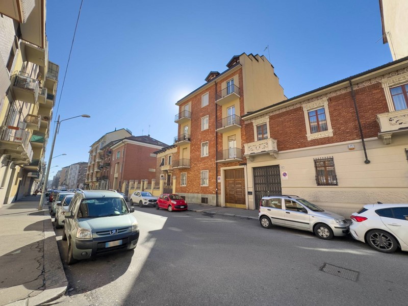 Bilocale in Vendita a Torino, 48'000&euro;, 36 m²