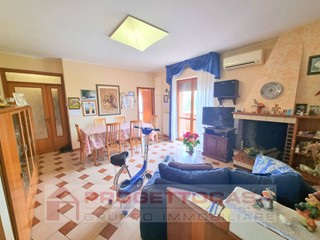 Appartamento in Vendita a San Benedetto del Tronto, 178'000&euro;, 140 m²