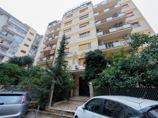Appartamento in Vendita a Palermo, 279'000&euro;, 147 m²