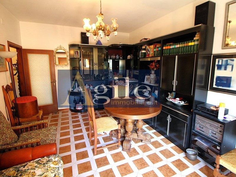 Appartamento in Vendita a Maltignano, 119'000&euro;, 130 m²