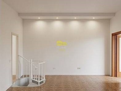 Trilocale in Vendita a Trezzo sull'Adda, 110'000&euro;, 110 m²