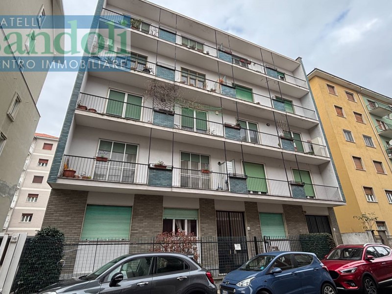 Bilocale in Vendita a Vercelli, 28'000&euro;, 45 m²