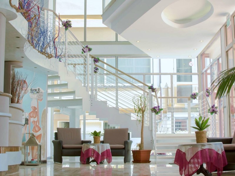 Appartamento in Vendita a Cattolica, 1'990'000&euro;, 2000 m²
