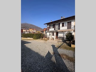 Trilocale in Vendita a La Cassa, 99'000&euro;, 100 m²