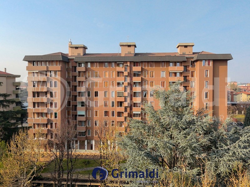 Trilocale in Vendita a Cinisello Balsamo, 245'000&euro;, 102 m², con Box