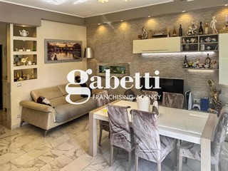Quadrilocale in Vendita a Roma, 349'000&euro;, 106 m²