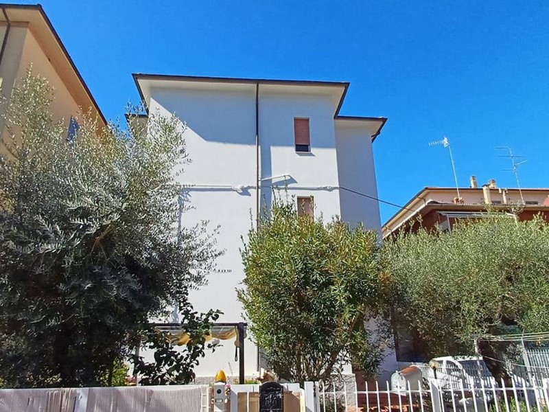 Quadrilocale in Vendita a Grosseto, 165'000&euro;, 110 m², arredato