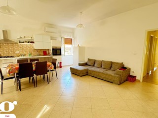 Quadrilocale in Affitto a Gioiosa Marea, 100 m²