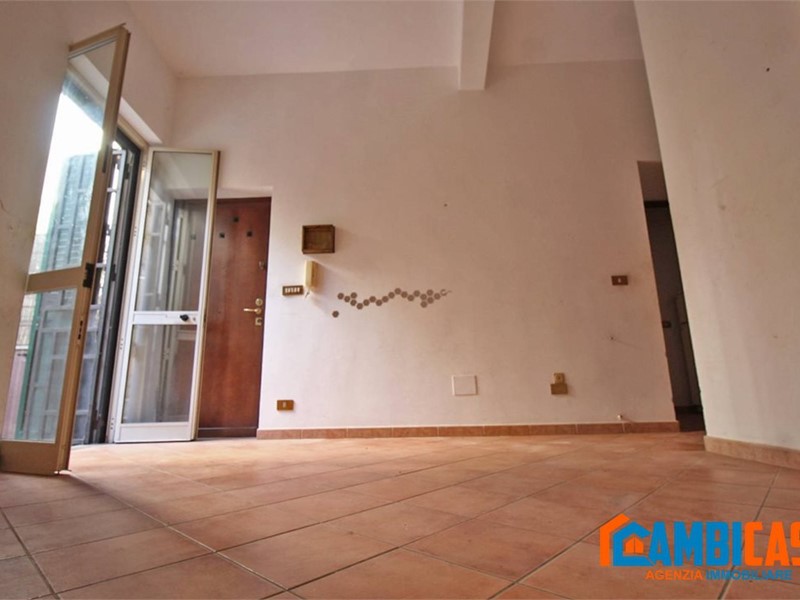 Trilocale in Vendita a Palermo, 45'000&euro;, 80 m²