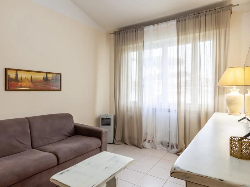 Trilocale in Affitto a Camaiore, zona Lido di Camaiore, 3'600&euro;, 90 m², arredato