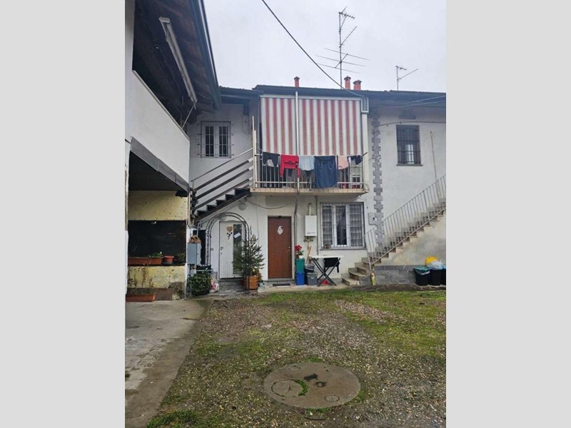 Trilocale in Vendita a Mesero, 33'750&euro;, 55 m²