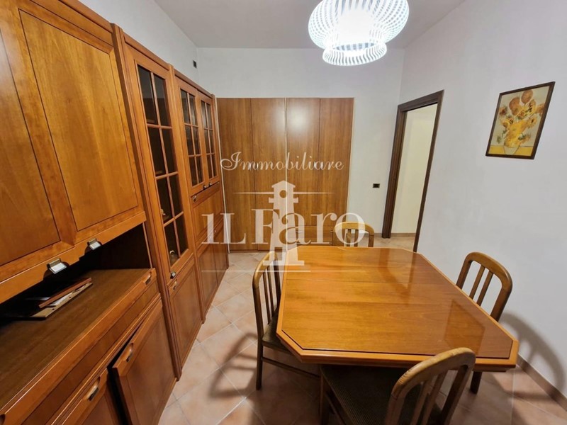 Appartamento in Vendita a Campi Bisenzio, zona Capalle, 270'000&euro;, 116 m², arredato