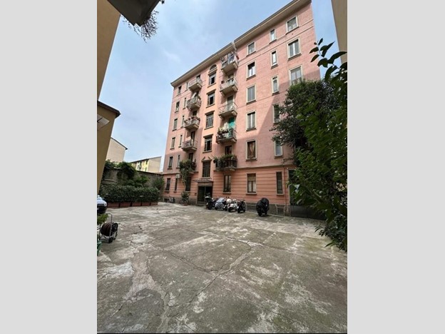 Quadrilocale in Vendita a Milano, 112'500&euro;, 82 m²
