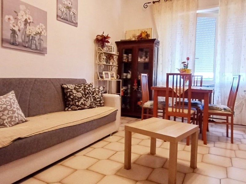 Quadrilocale in Vendita a Massa, 135'000&euro;, 65 m², arredato