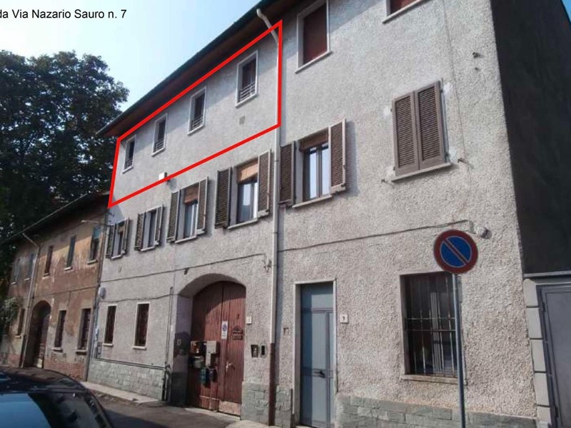 Quadrilocale in Vendita a Busto Garolfo, 45'000&euro;, 64 m²