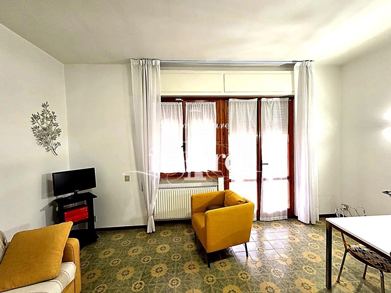 Appartamento in Vendita a Camaiore, zona Lido di Camaiore, 430'000&euro;, 120 m², arredato