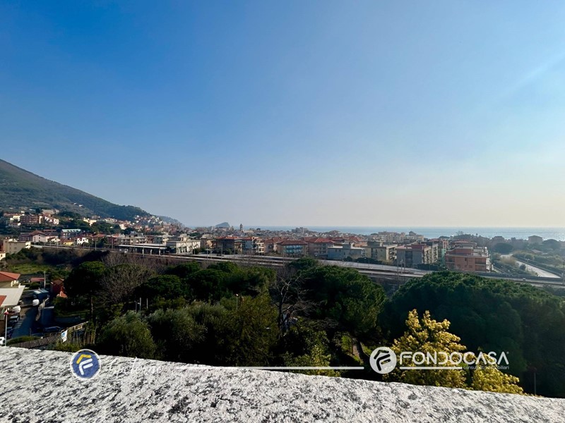 Trilocale in Vendita a Spotorno, 320'000&euro;, 60 m²