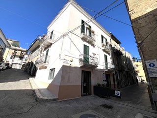 Quadrilocale in Vendita a Vasto, 150'000&euro;, 115 m²