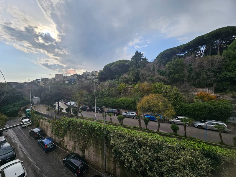 Quadrilocale in Vendita a Salerno, 195'000&euro;, 110 m²