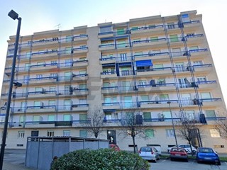 Trilocale in Vendita a Beinasco, 120'000&euro;, 80 m²