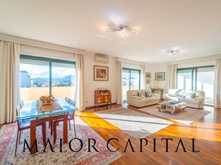Appartamento in Vendita a Olbia, 870'000&euro;, 400 m²