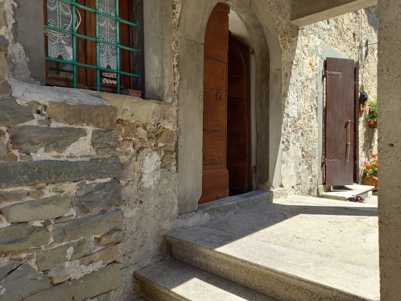 Trilocale in Vendita a Sillano Giuncugnano, 55'000&euro;, 90 m²