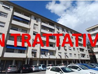 Quadrilocale in Vendita a Firenze, 310'000&euro;, 87 m²