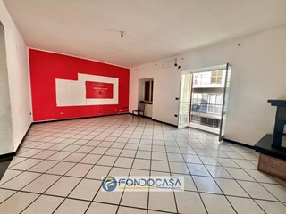 Quadrilocale in Vendita a Casandrino, 162'000&euro;, 190 m²