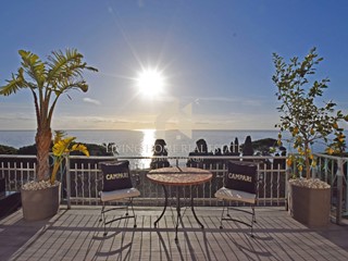 Quadrilocale in Vendita a Sanremo, 970'000&euro;, 147 m²