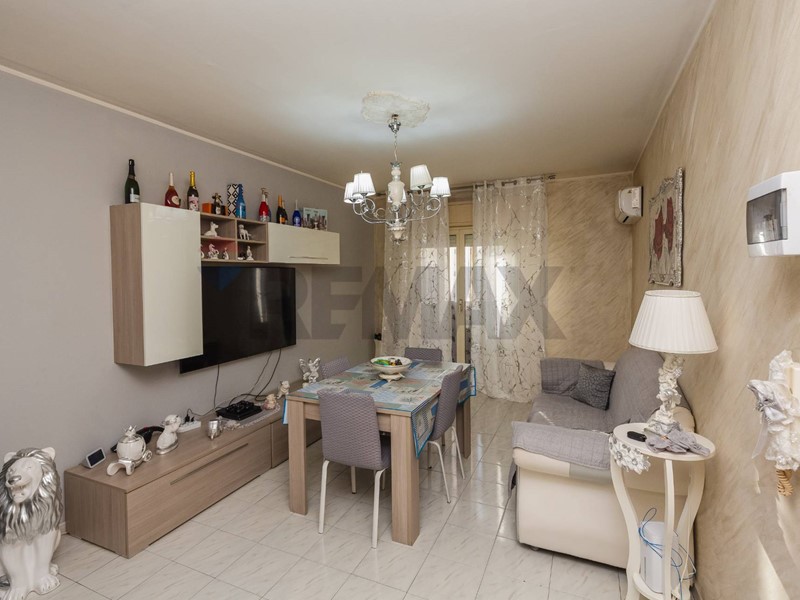 Trilocale in Vendita a Catania, 59'000&euro;, 75 m²