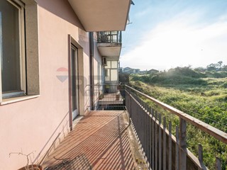 Appartamento in Vendita a Valverde, 98'000&euro;, 101 m²