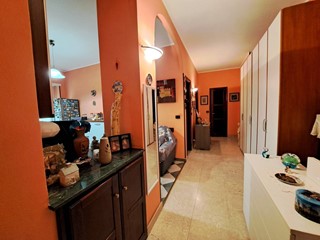 Trilocale in Vendita a Torino, 190'000&euro;, 94 m²