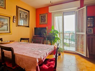 Quadrilocale in Vendita a Rozzano, 215'000&euro;, 110 m²