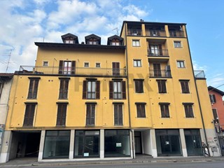 Bilocale in Vendita a Varese, 168'000&euro;, 83 m²
