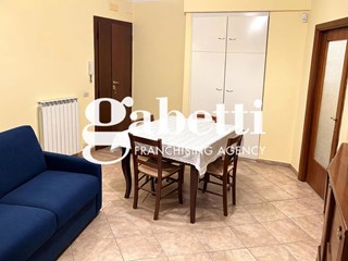 Appartamento in Vendita a Roma, 299'000&euro;, 120 m²