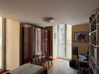 Appartamento in Vendita a Napoli, 480'000&euro;, 145 m²