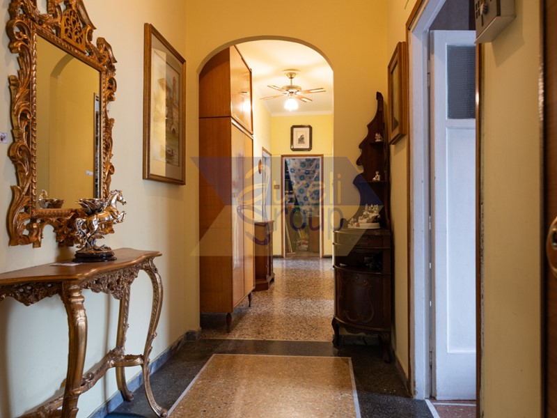 Trilocale in Vendita a Roma, zona San Giovanni, 429'000&euro;, 94 m²