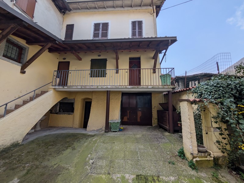 Monolocale in Vendita a Barghe, 59'000&euro;, 61 m²