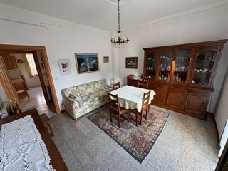 Quadrilocale in Vendita a Sanremo, zona Foce, 179'000&euro;, 82 m², arredato