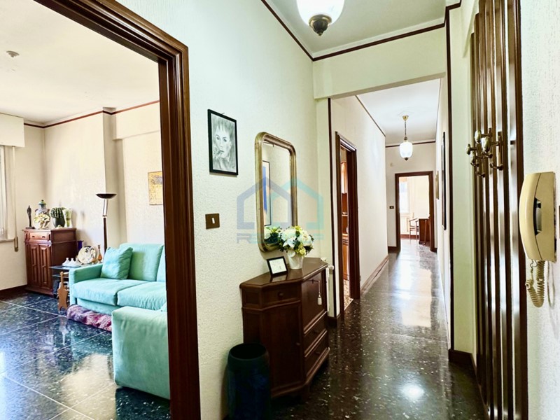 Appartamento in Vendita a Savona, 145'000&euro;, 85 m²