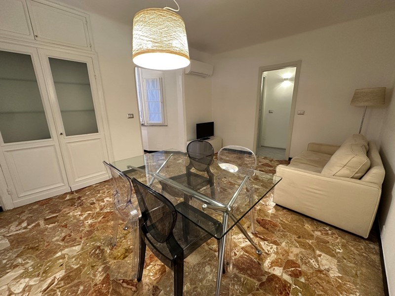 Appartamento in Affitto a Chiavari, zona Centro Storico, 1'000&euro;, 100 m², arredato