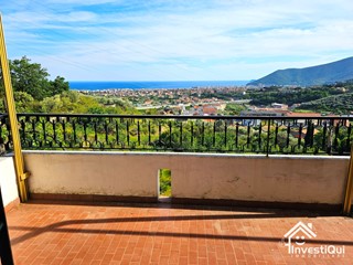 Bilocale in Vendita a Loano, 170'000&euro;, 55 m², arredato