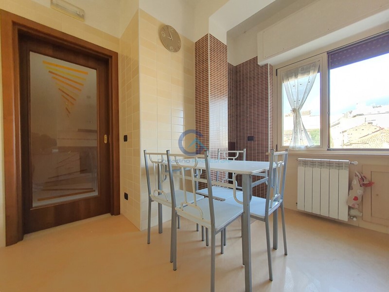 Trilocale in Affitto a Catanzaro, zona Centro storico, 450&euro;, 85 m², arredato
