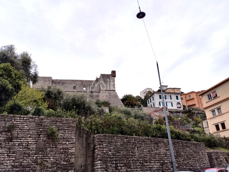 Appartamento in Vendita a La Spezia, 300'000&euro;, 300 m²